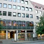 Tiptop Hotel Am Schoenen Brunnen