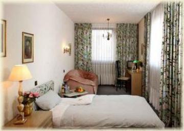Hotel Tiptop Am Schoenen Brunnen 3*